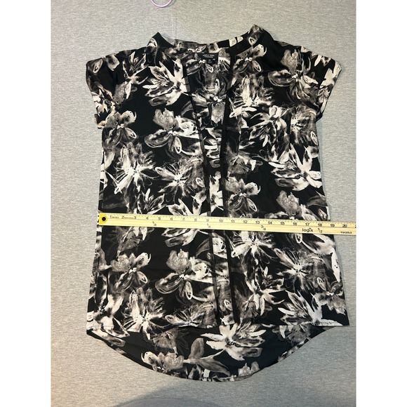 Simply Vera Vera Wang Womens Black White Floral Print Short Sleeve V Neck Top XS - Picture 3 of 9
